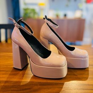 L’intervalle-Gorgeous Pink Patent Leather Platform Heels- Size 37